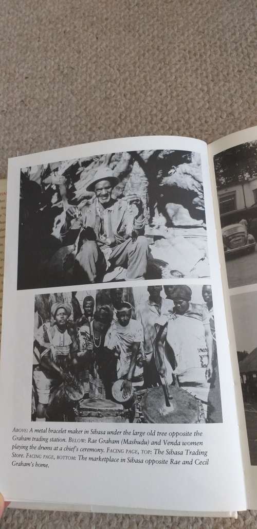 " WHITE WOMAN WITCHDOCTOR " SIGED BY THE AUTHOR